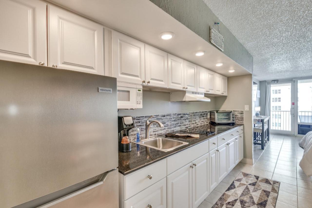 Breezy Daytona Beach Studio With Balcony And Views! Buitenkant foto